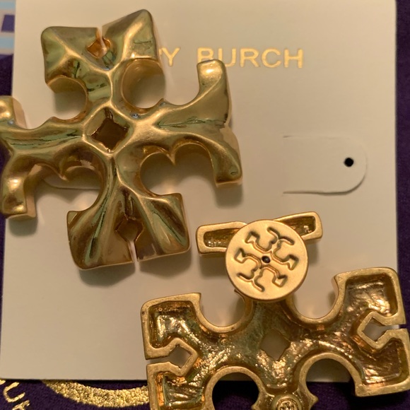 Tory Burch Exaggerated  Double T Golden ROXANNE Statement Earrings - Picture 8 of 11